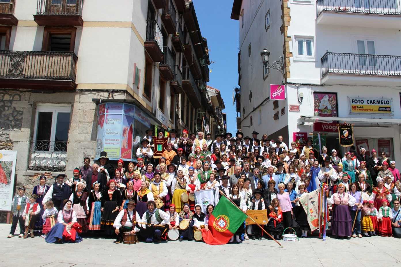 concentracion trajes regionales