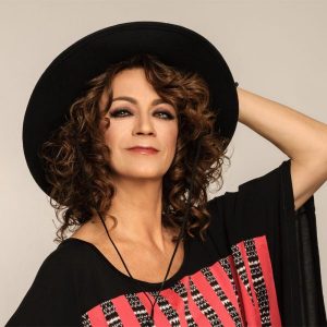 LOS CONCIERTOS DE LA ATALAYA "CARMEN PARÍS" @ La Atalaya de Laredo (18:00 h.Sunset Vibes & Lounge Music by Russell Simoni, y a las 20:00 h. CARMEN PARÍS) 