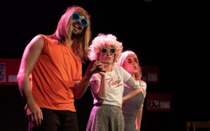TEATRO PARA JÓVENES Y ADULTOS "UN INTENTO VALIENTE DE REPRESENTAR 30 OBRAS EN 1 HORA" @ Casa de Cultura Dr. Velasco
