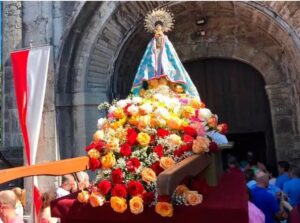 OFRENDA FLORAL DE LOS LAREDANOS A LA BIEN APARECIDA @ Santuario de la Bien Aparecida (Marrón - Ampuero)